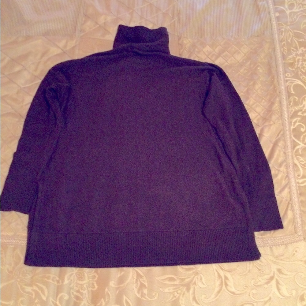 LOFT /Women’s sweater, size S *